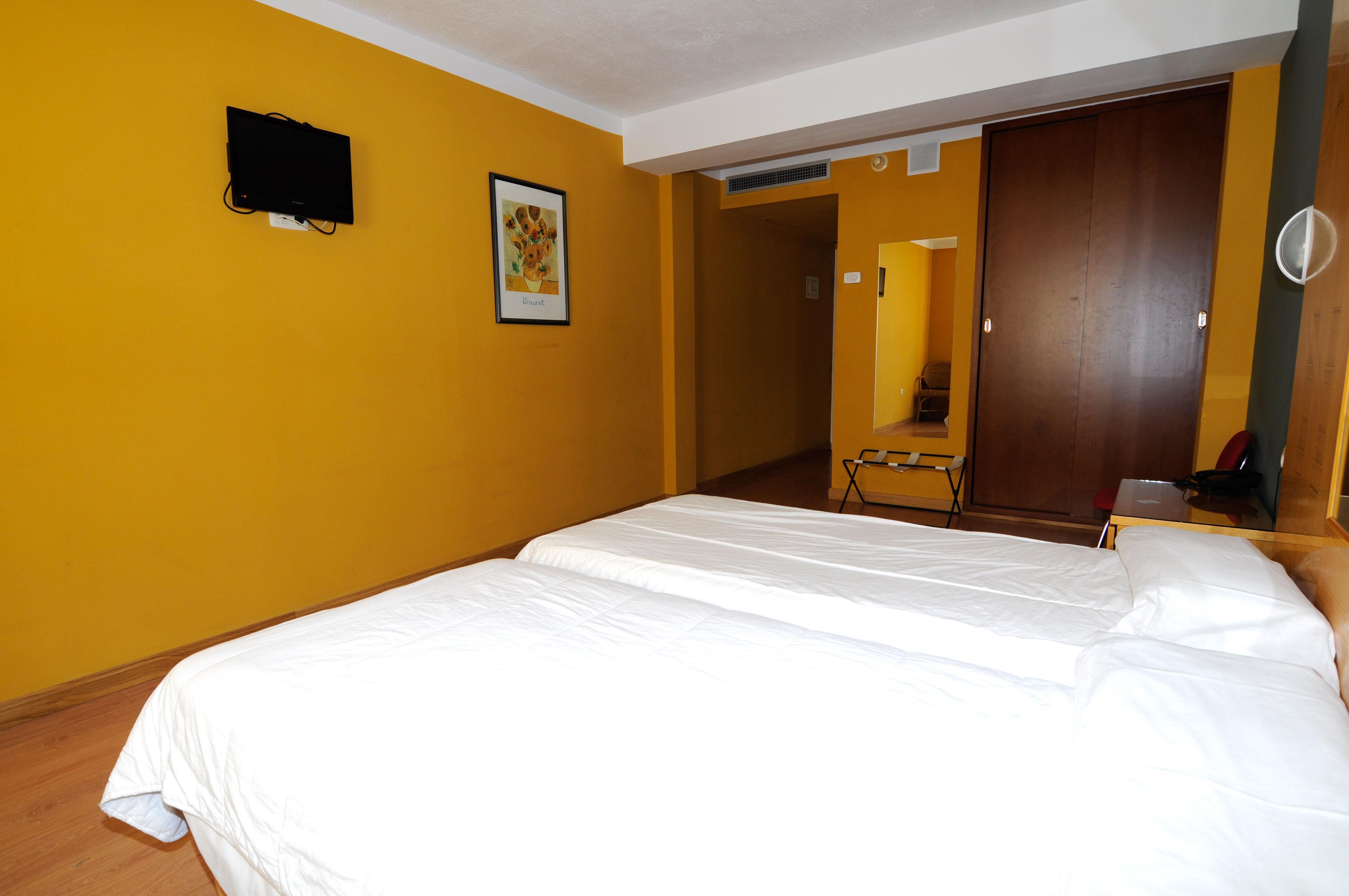 Ahc Hoteles Caces Dış mekan fotoğraf