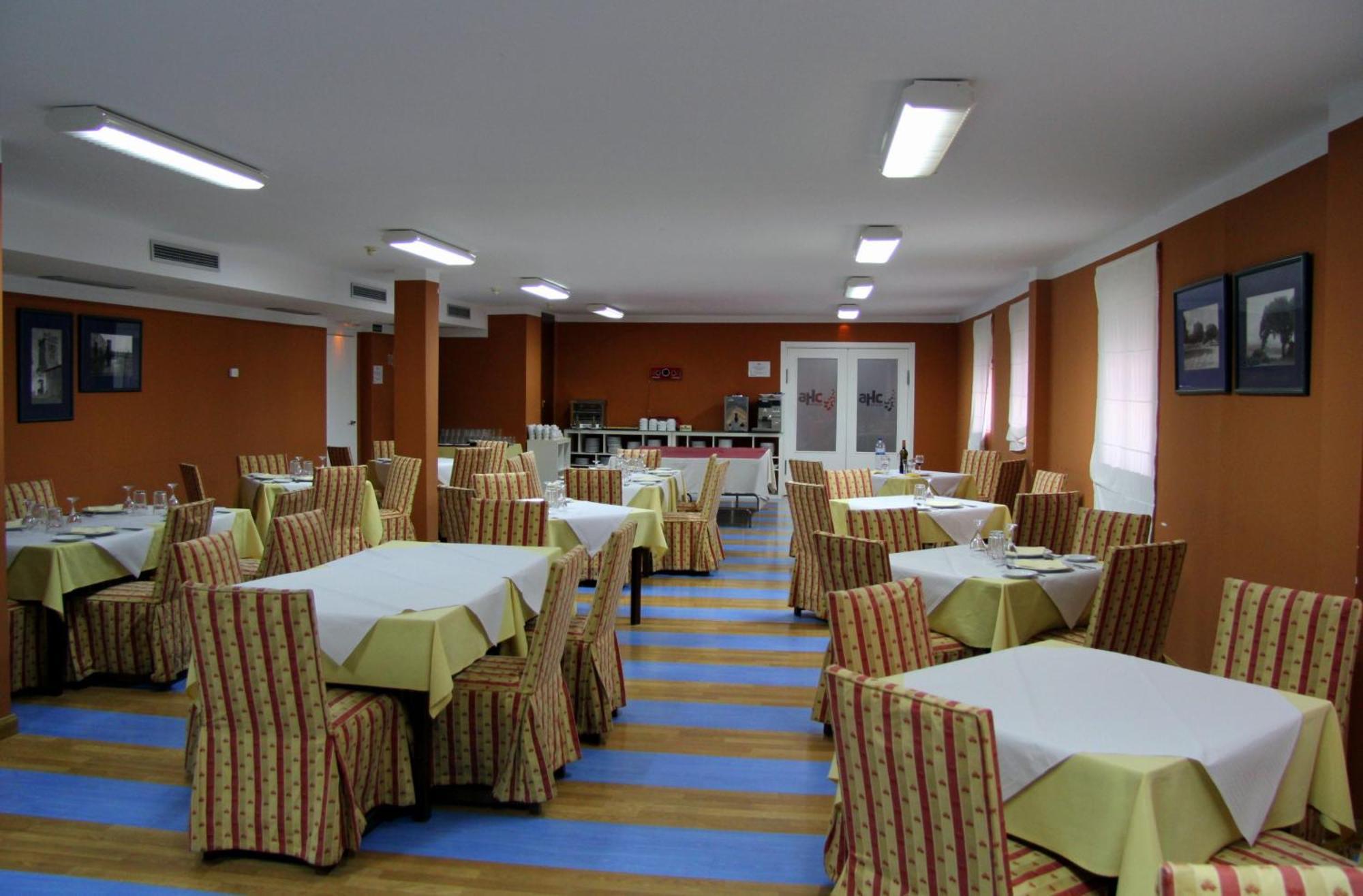 Ahc Hoteles Caces Dış mekan fotoğraf
