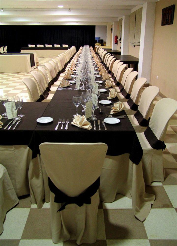 Ahc Hoteles Caces Dış mekan fotoğraf