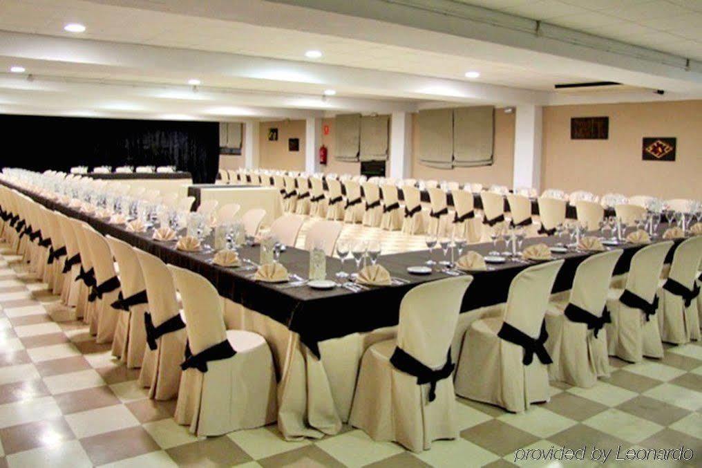 Ahc Hoteles Caces Dış mekan fotoğraf